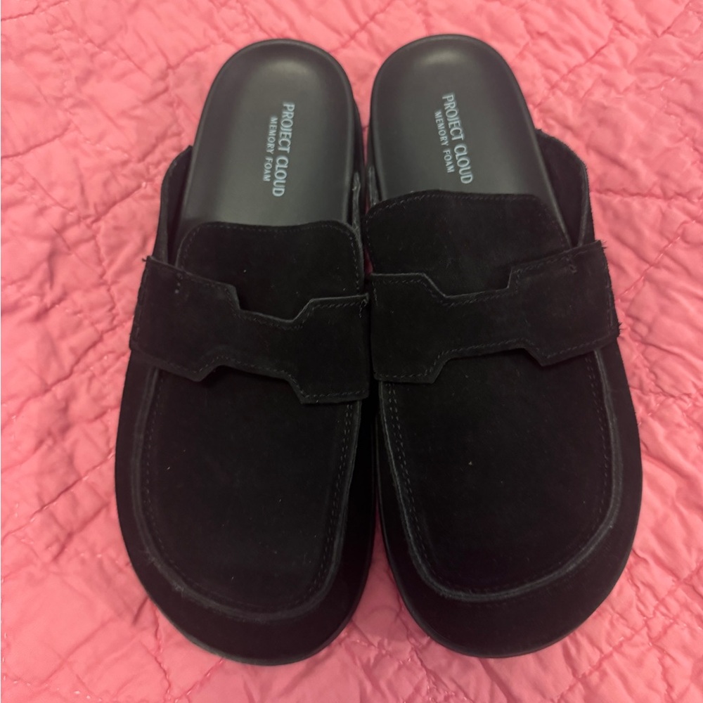 Project Cloud Women's Black Suede Mules